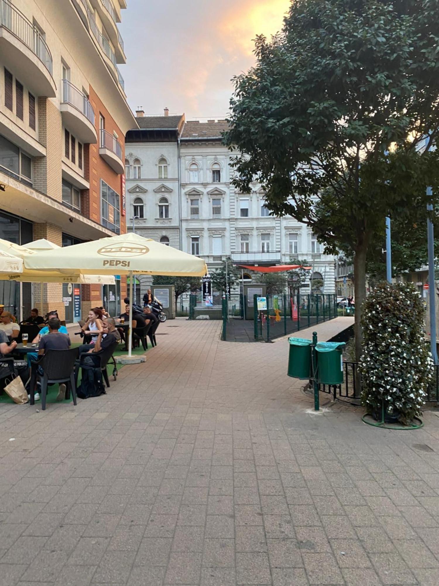 Budapest Oasis One Bedroom For Renting Eksteriør billede